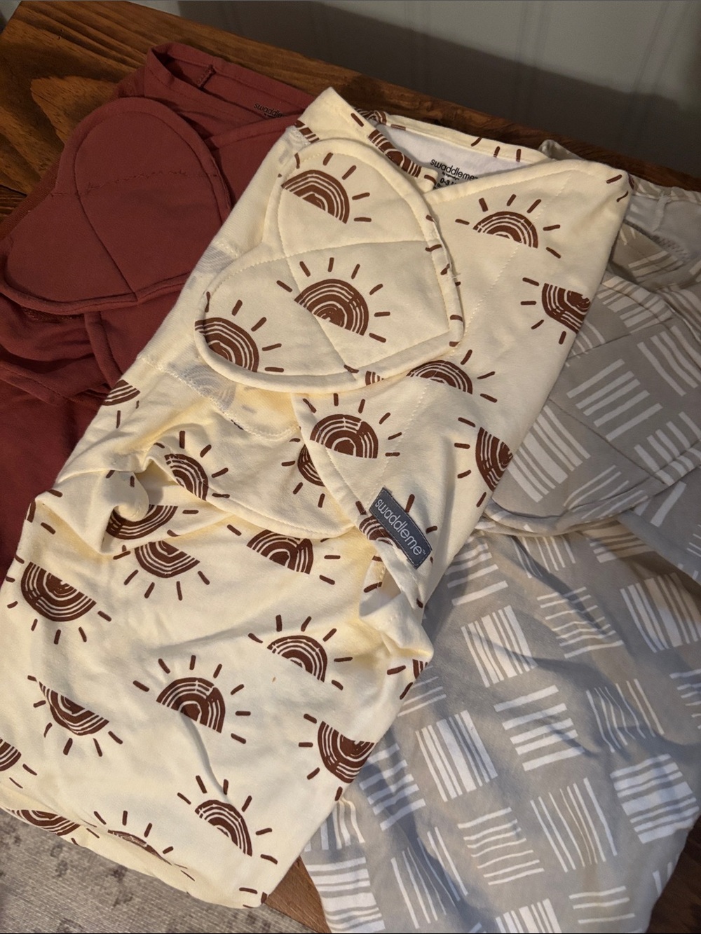 0-3 months set swaddles, swaddle me brand